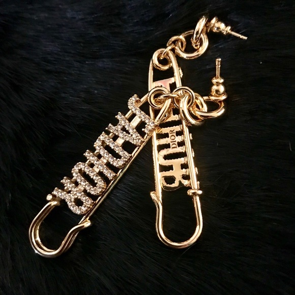 J’Adior Namesake Strauss & Gold - Picture 4 of 15